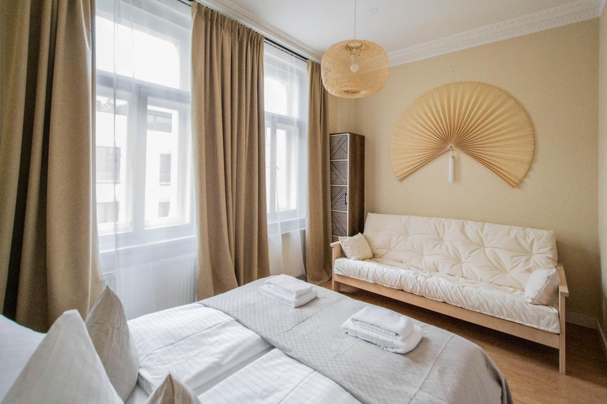 Radost Residence The Heart Of Unique Living براغ المظهر الخارجي الصورة